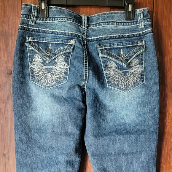 Nine West Women Date Night Jeans 30/10 Med. Wash Capri Bling Pockets Contrasting - Picture 6 of 15